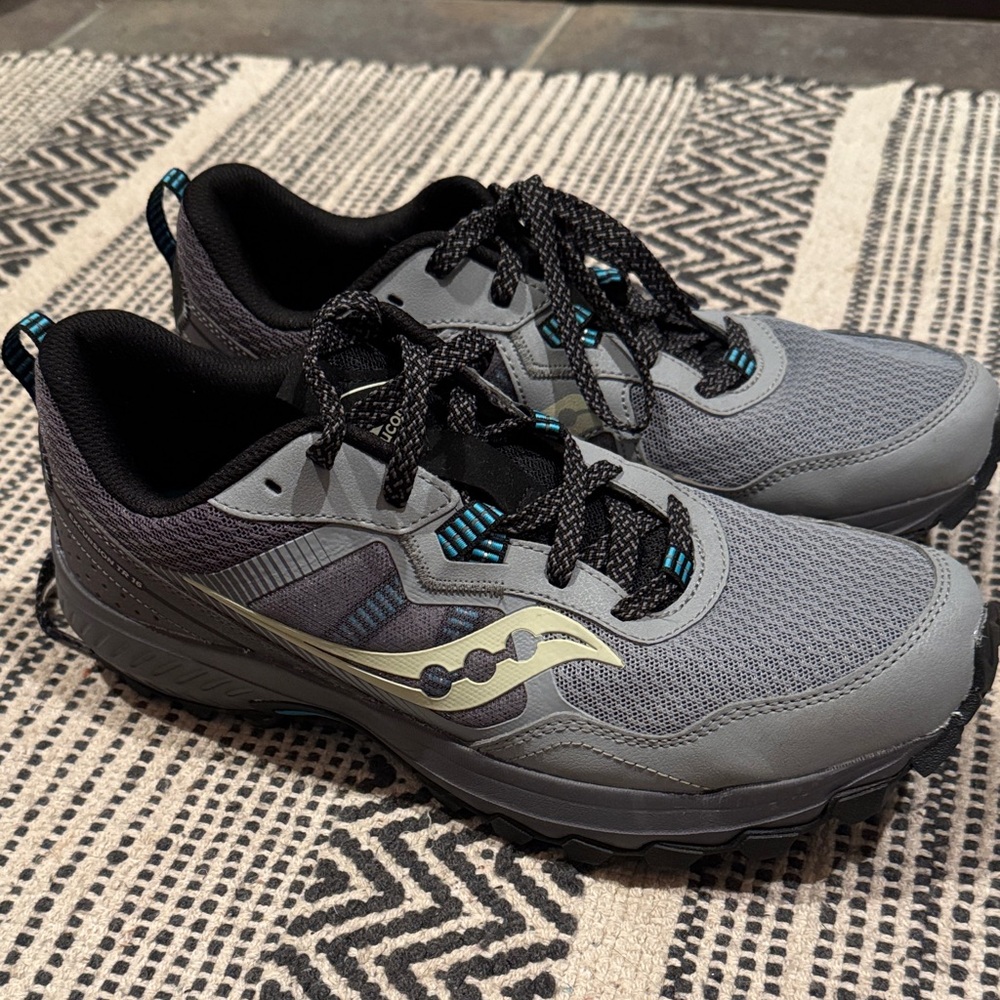 Saucony Gray and Black Athletic Shoes